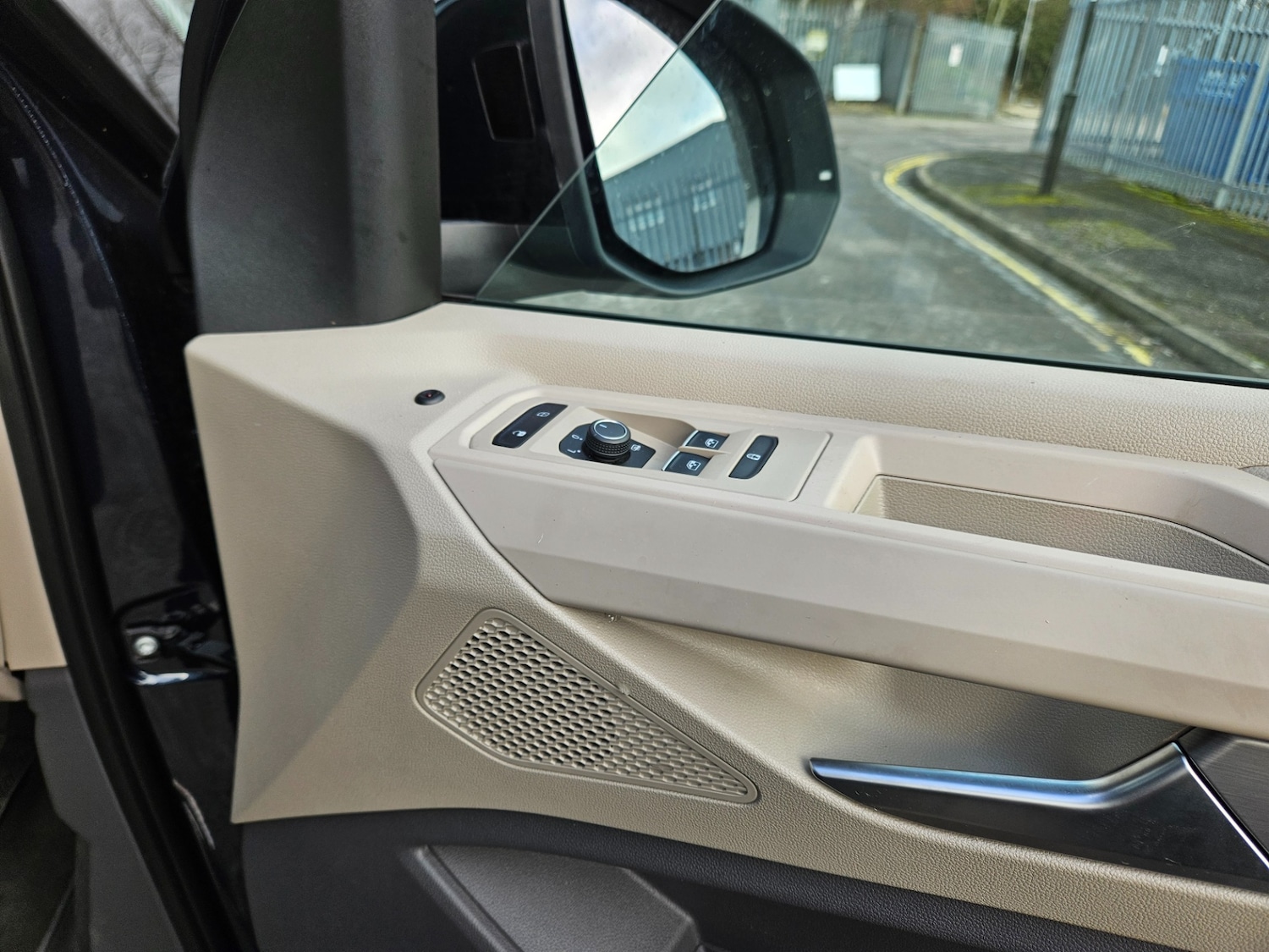 Used Volkswagen Multivan 2025 for sale - 77663519: Photo 22