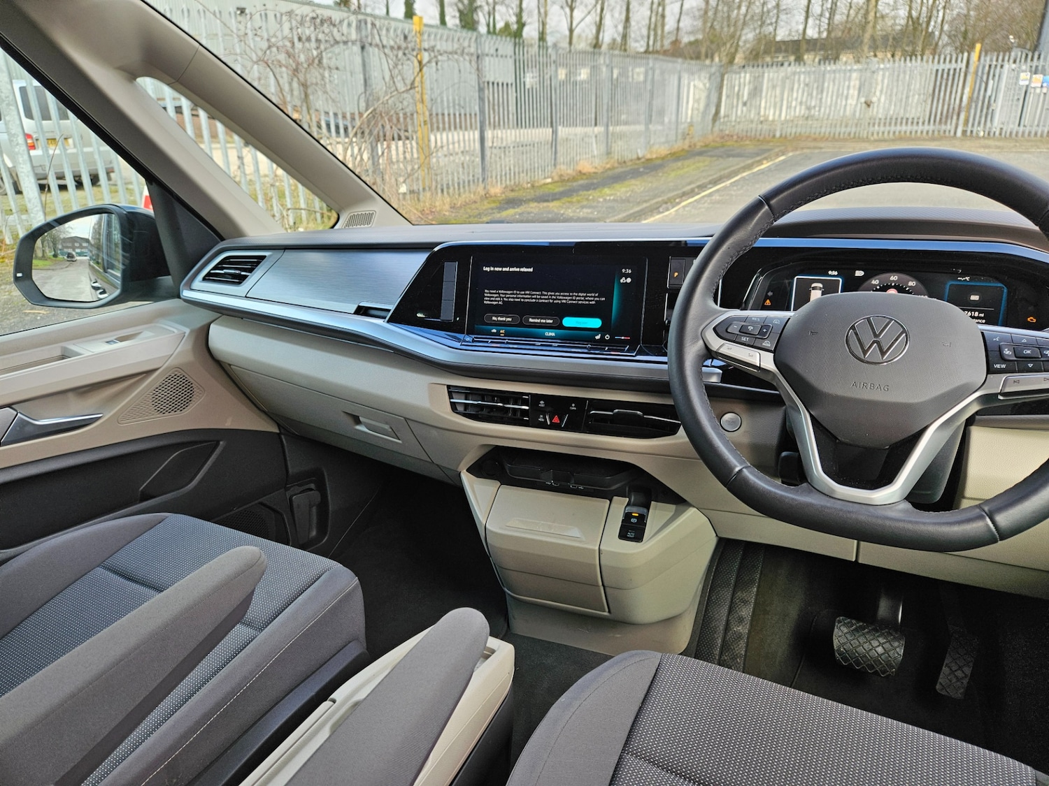 Used Volkswagen Multivan 2025 for sale - 77663519: Photo 5