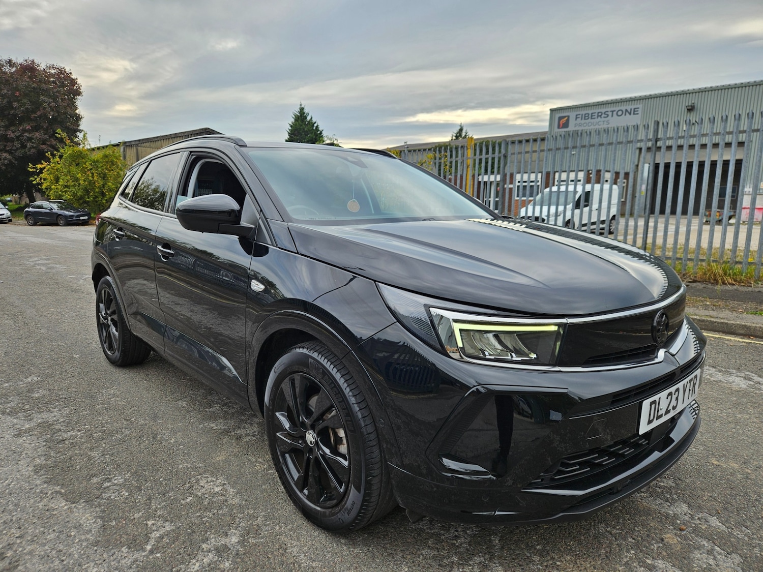 Used Vauxhall Grandland 2023 for sale - 76144328: Photo 2