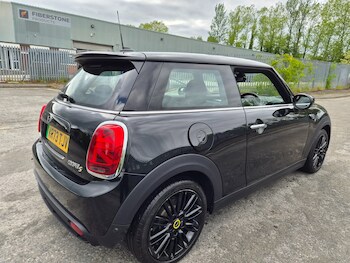Used MINI Hatch 2023 for sale - 78656907: Photo