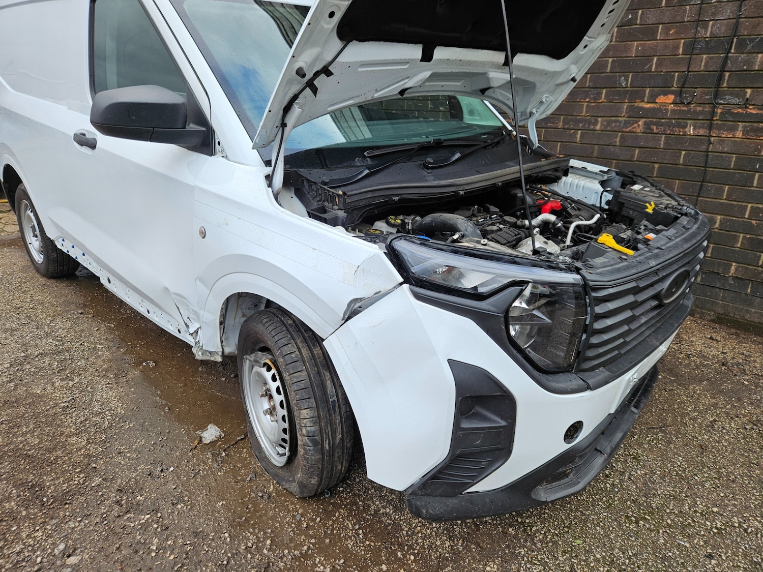 Used Ford Transit Courier 2024 for sale - 77531949: Photo 2