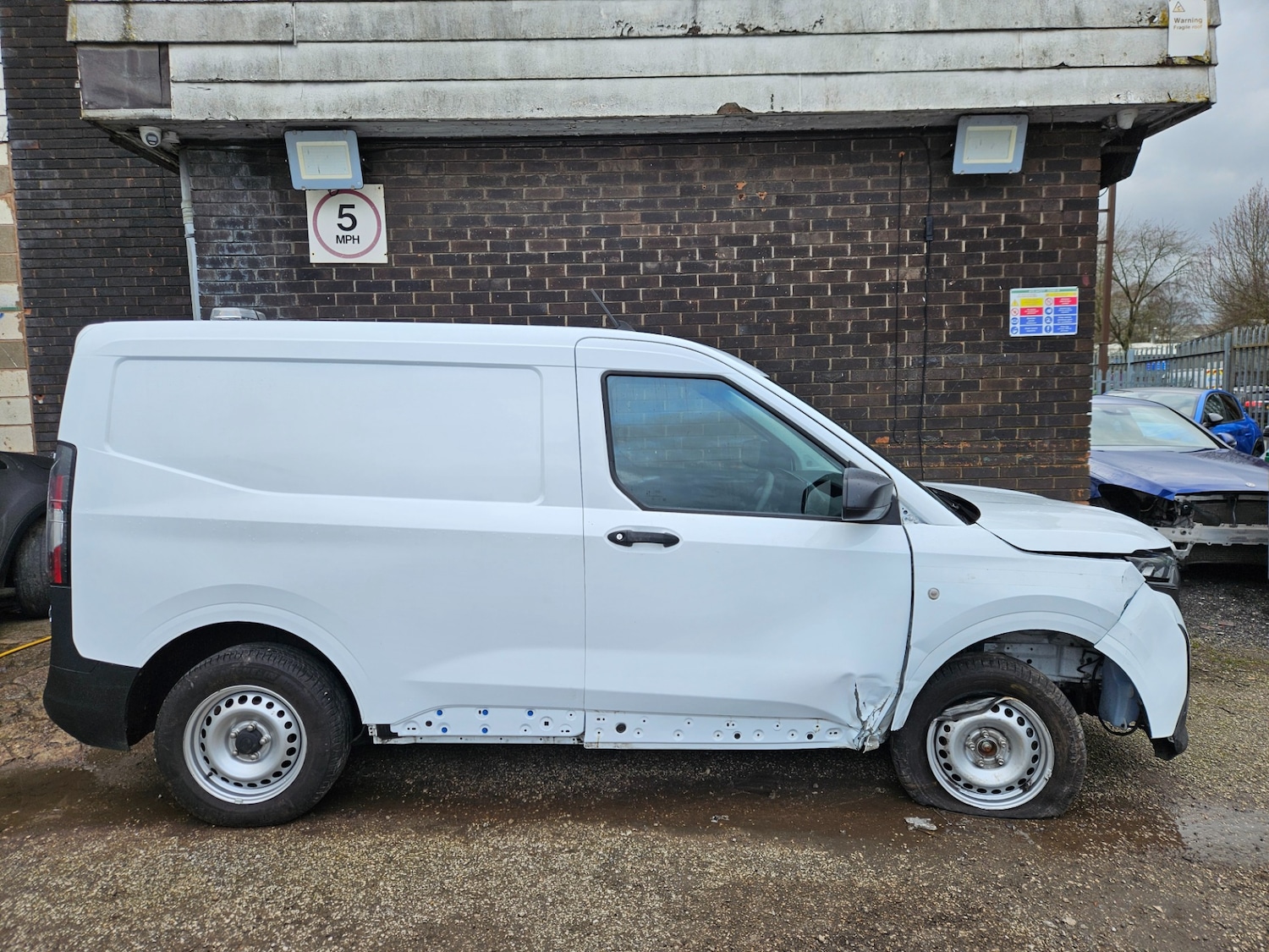 Used Ford Transit Courier 2024 for sale - 77531949: Photo 8
