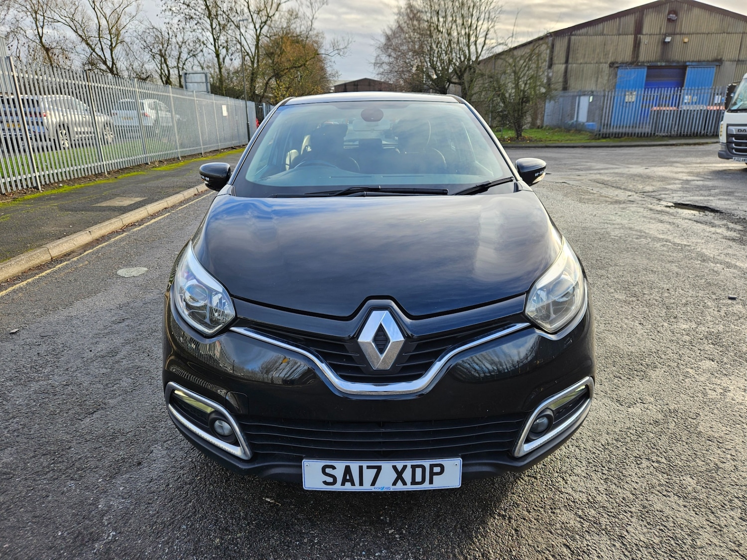 Used Renault Captur 2017 for sale - 76960327: Photo 13