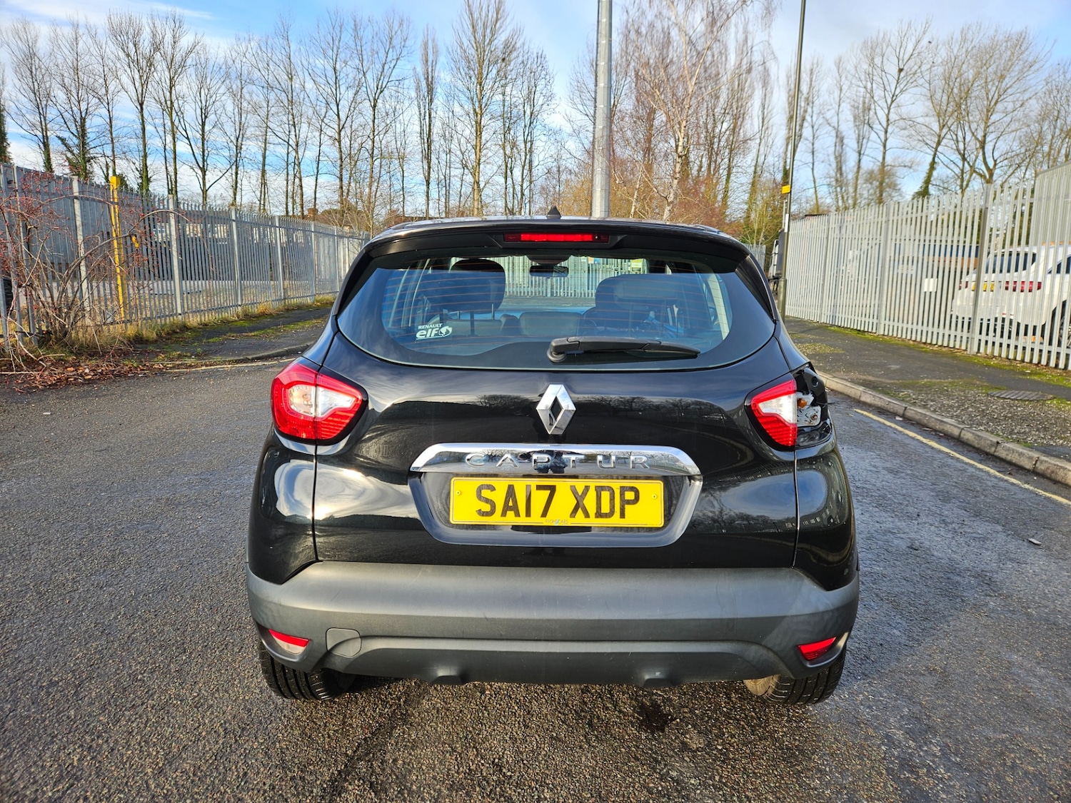 Used Renault Captur 2017 for sale - 76960327: Photo 9