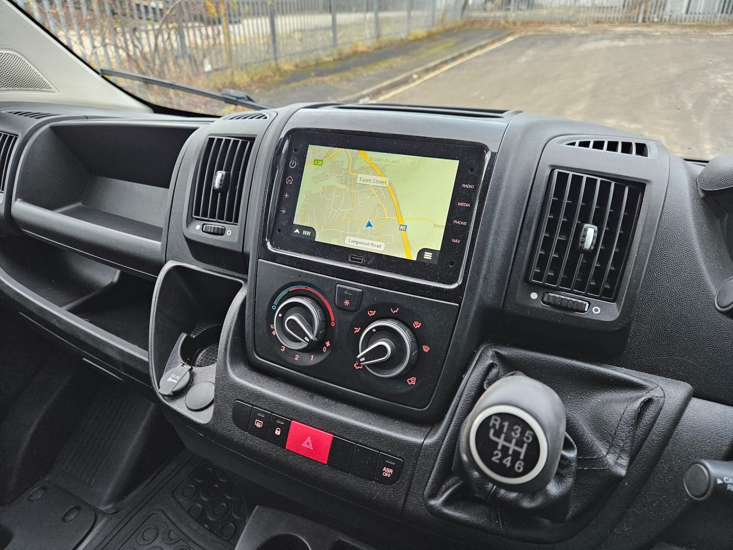 Used Peugeot Boxer 2024 for sale - 76835008: Photo 21