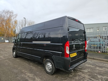 Used Peugeot Boxer 2024 for sale - 76835008: Photo