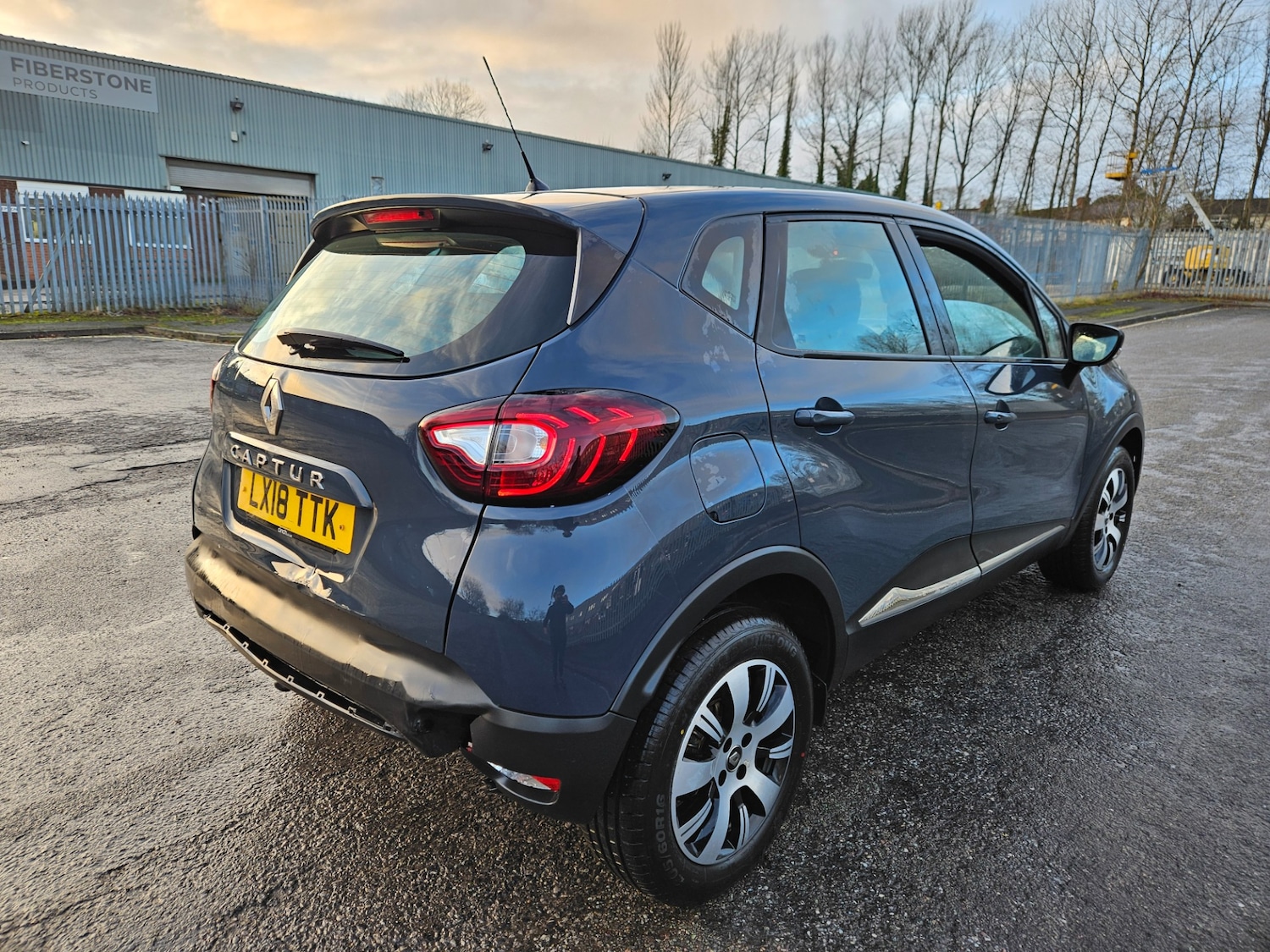 Used Renault Captur 2018 for sale - 77195549: Photo 2