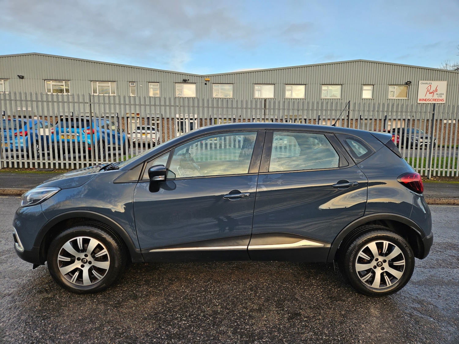 Used Renault Captur 2018 for sale - 77195549: Photo 7