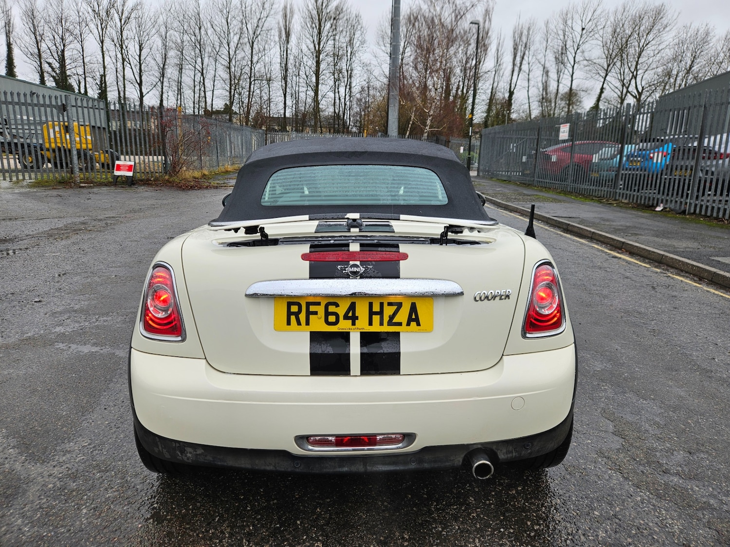 Used MINI Roadster 2015 for sale - 77006191: Photo 4