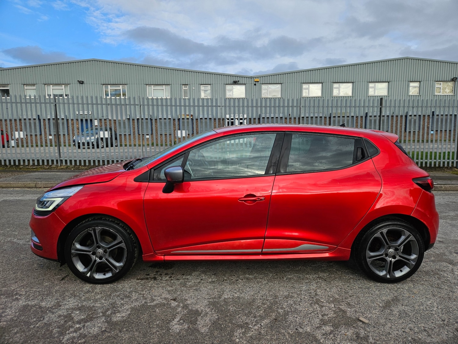 Used Renault Clio 2019 for sale - 77746014: Photo 11
