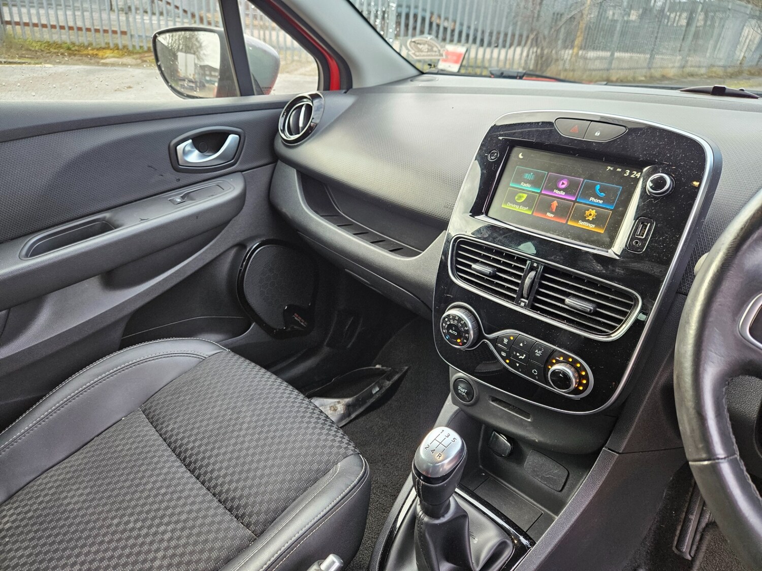 Used Renault Clio 2019 for sale - 77746014: Photo 17