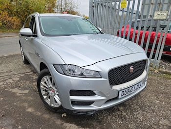 Used Jaguar F-Pace 2016 for sale - 76450644: Photo