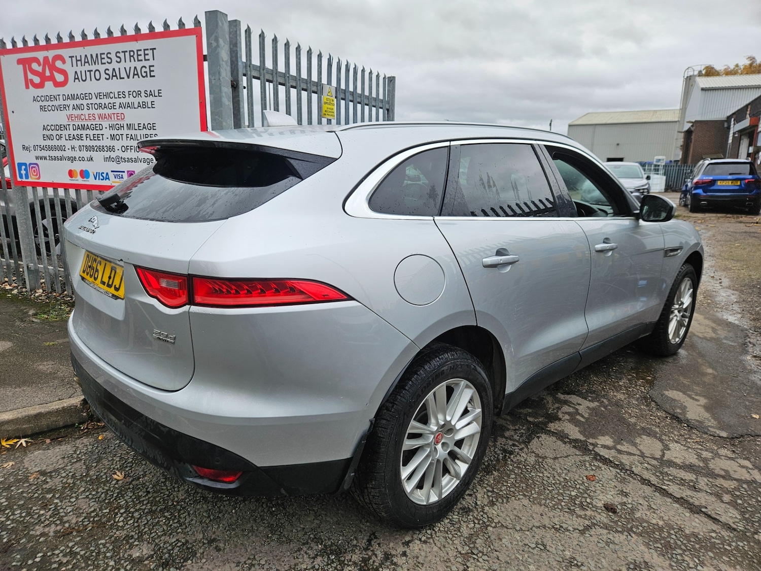 Used Jaguar F-Pace 2016 for sale - 76450644: Photo 4