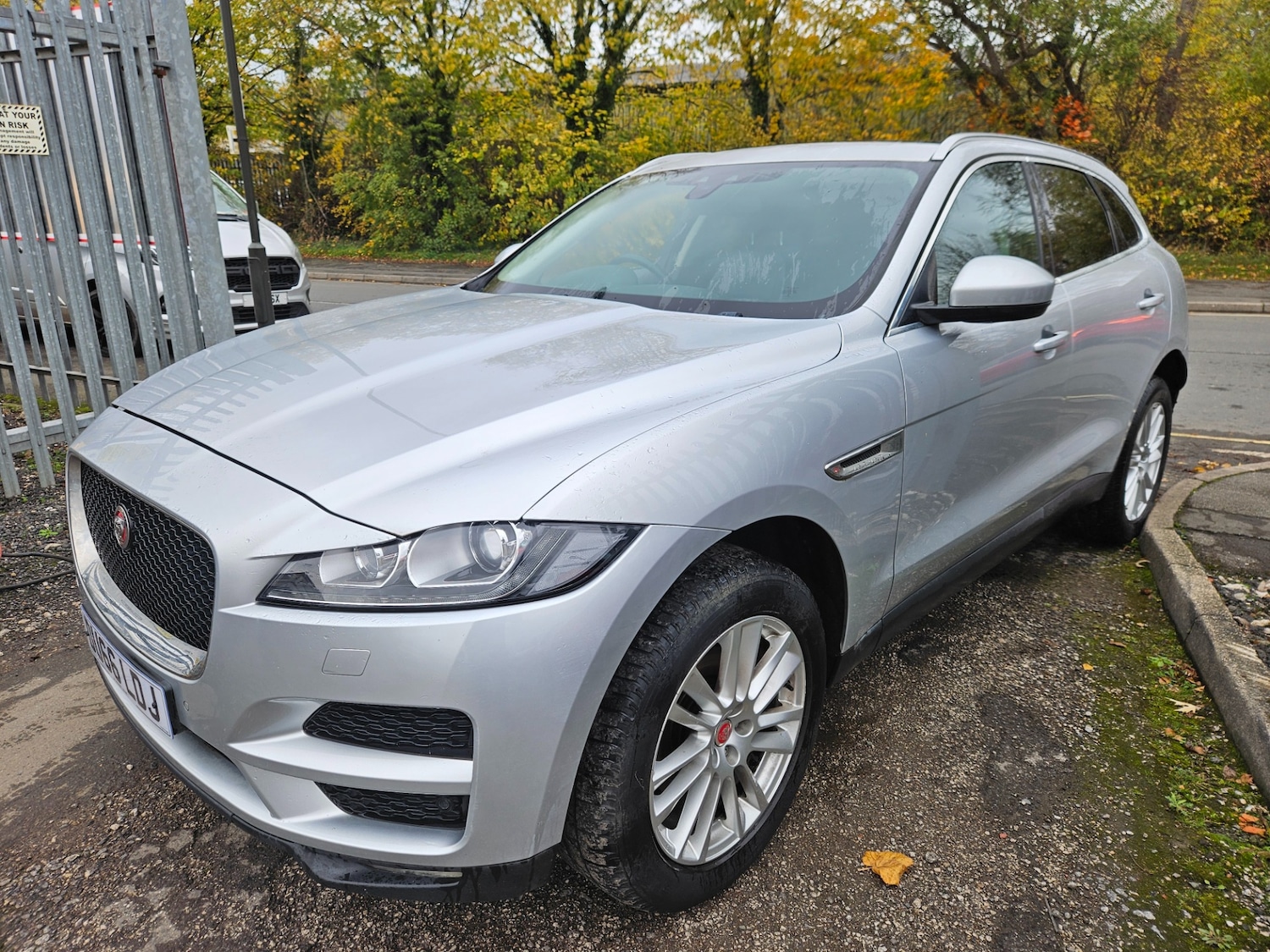 Used Jaguar F-Pace 2016 for sale - 76450644: Photo 8