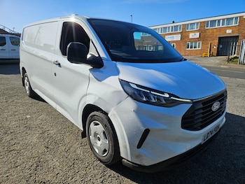 Used Ford Transit Custom 2024 for sale - 77950710: Photo