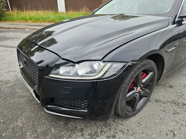 Used Jaguar XF 2018 for sale - 76265319: Photo 11