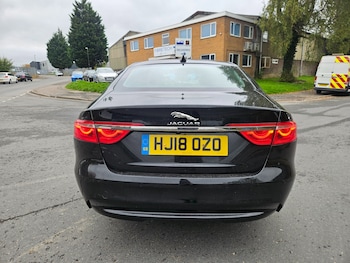 Used Jaguar XF 2018 for sale - 76265319: Photo 4