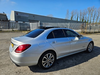 Used Mercedes-Benz C Class 2016 for sale - 77747324: Photo