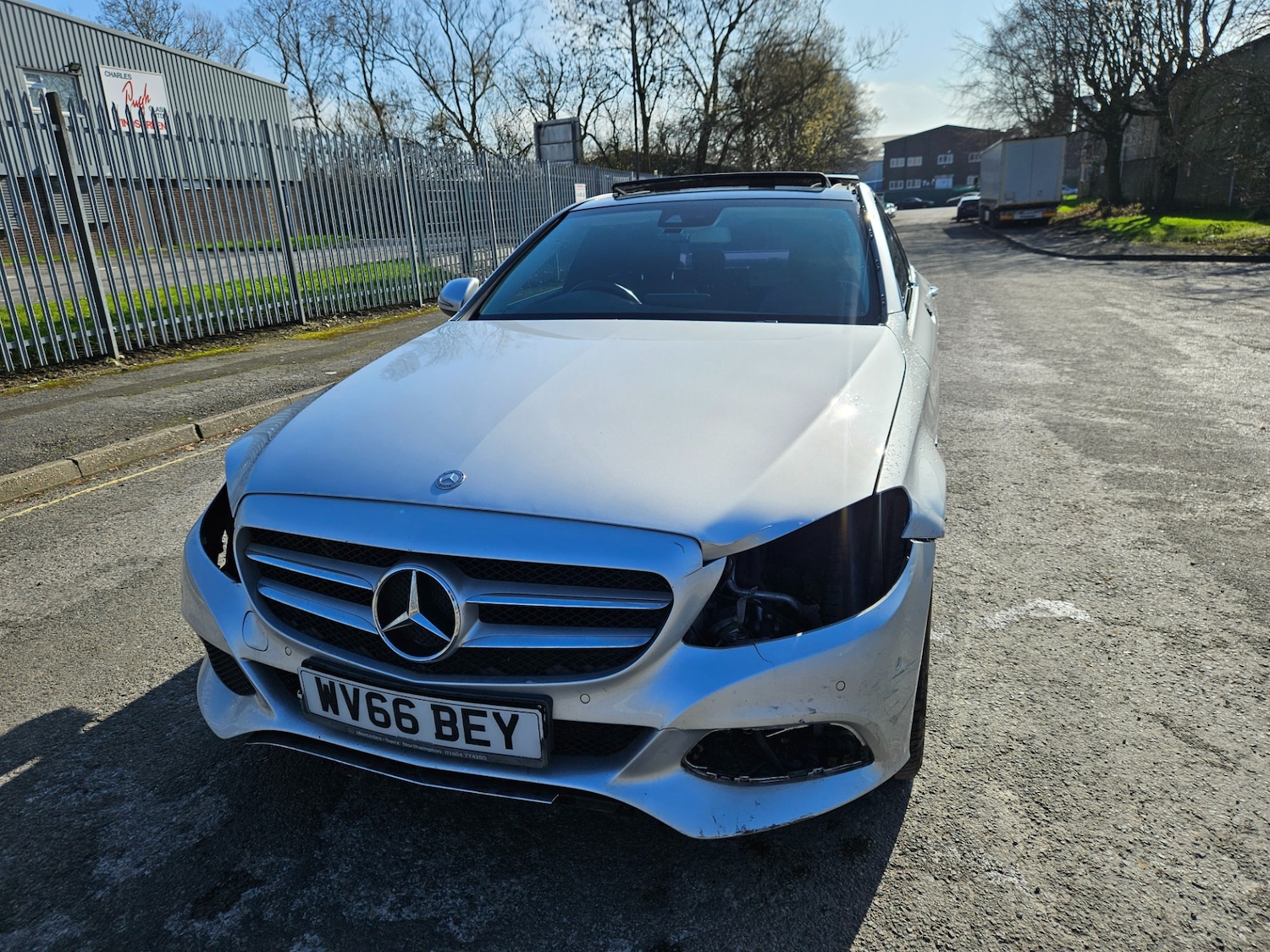 Used Mercedes-Benz C Class 2016 for sale - 77747324: Photo 2