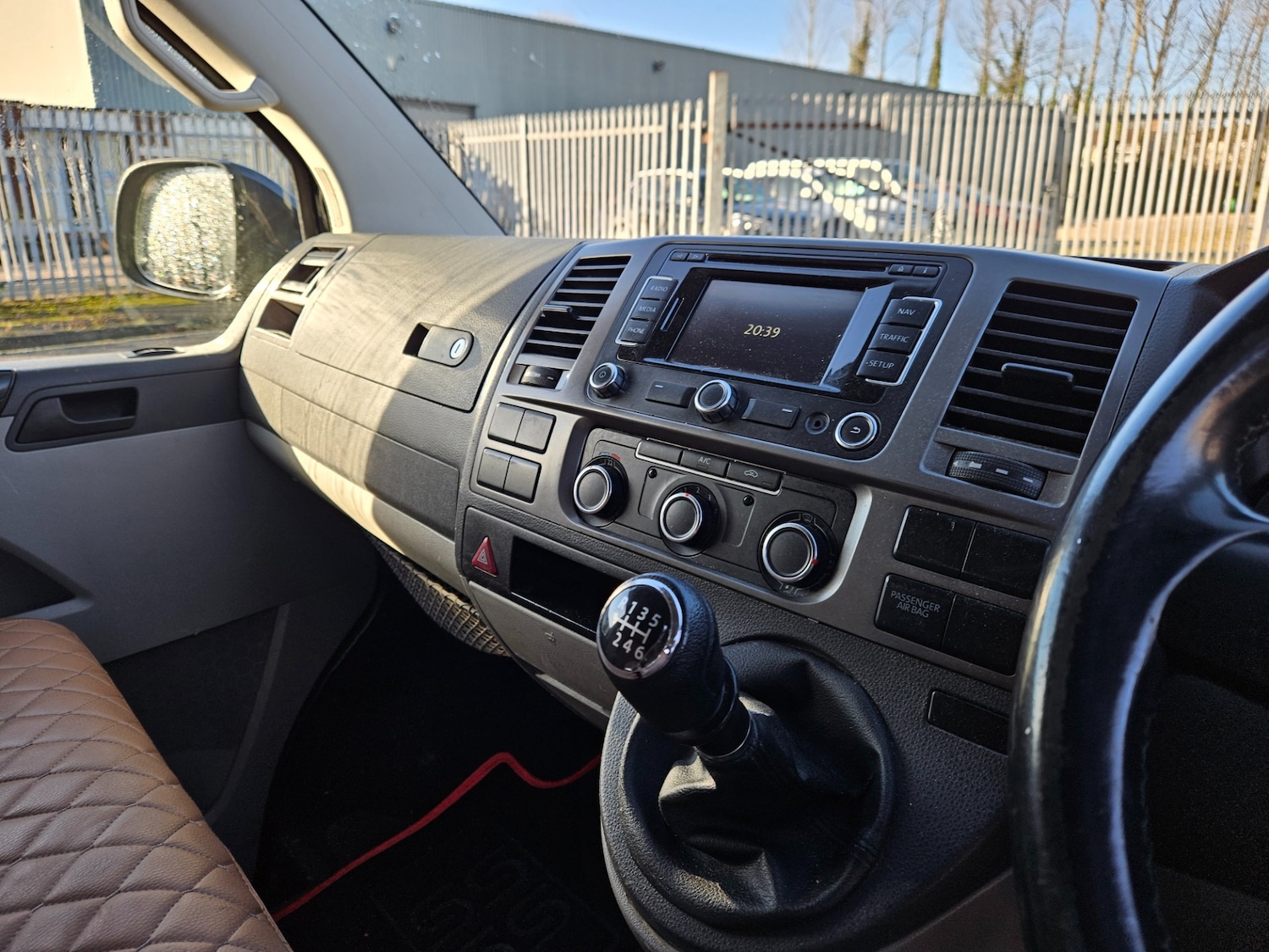 Used Volkswagen Transporter 2015 for sale - 76694084: Photo 19