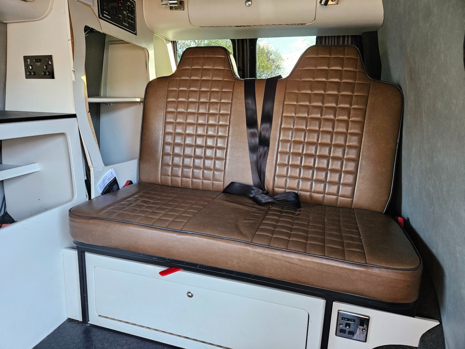 Used Volkswagen Transporter 2015 for sale - 76694084: Photo 22