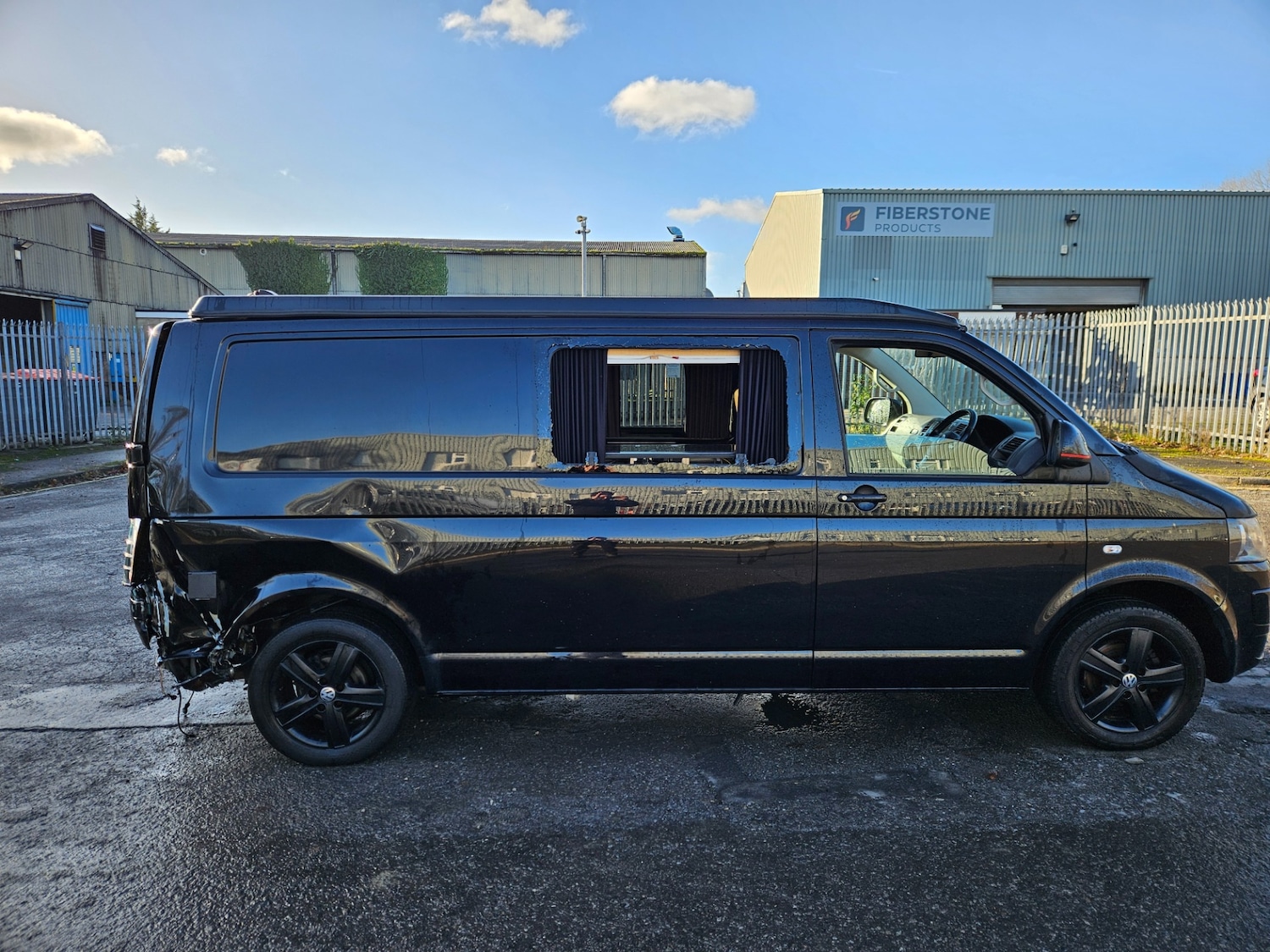 Used Volkswagen Transporter 2015 for sale - 76694084: Photo 24