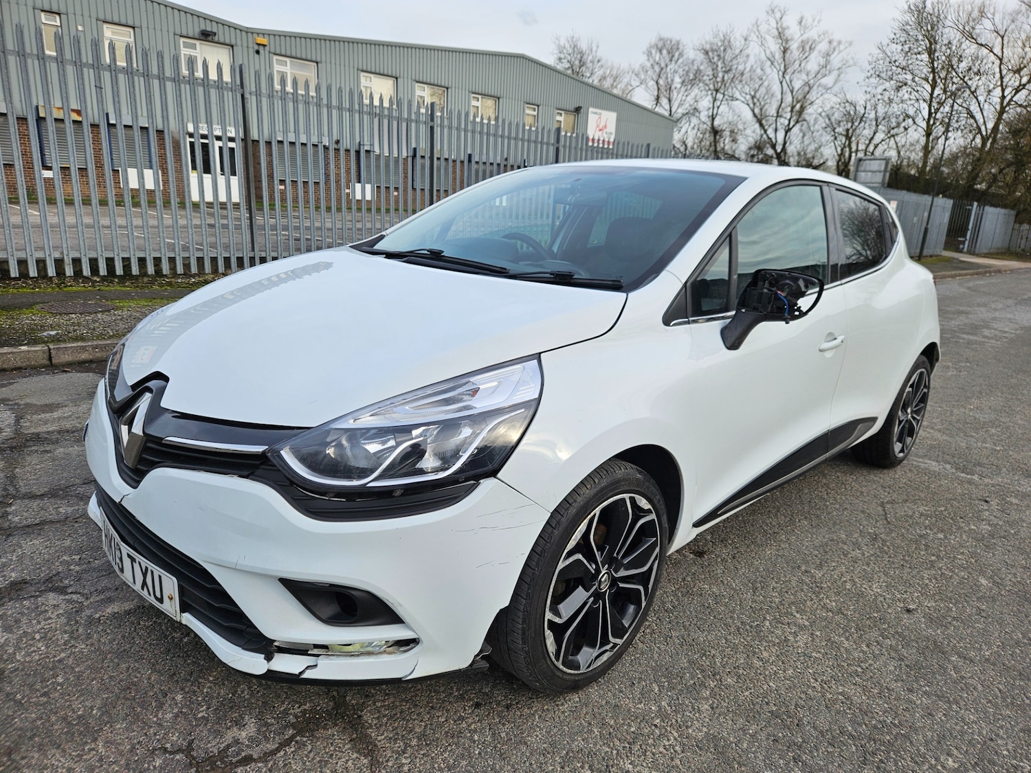 Used Renault Clio 2019 for sale - 77591647: Photo 1