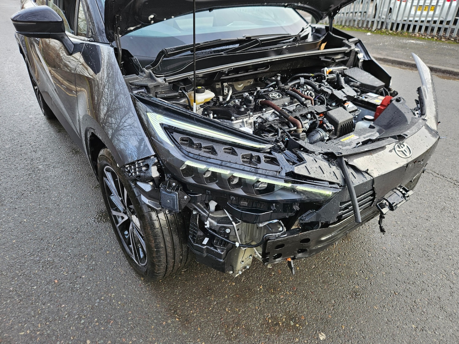 Used Toyota C-HR 2025 for sale - 77196432: Photo 16