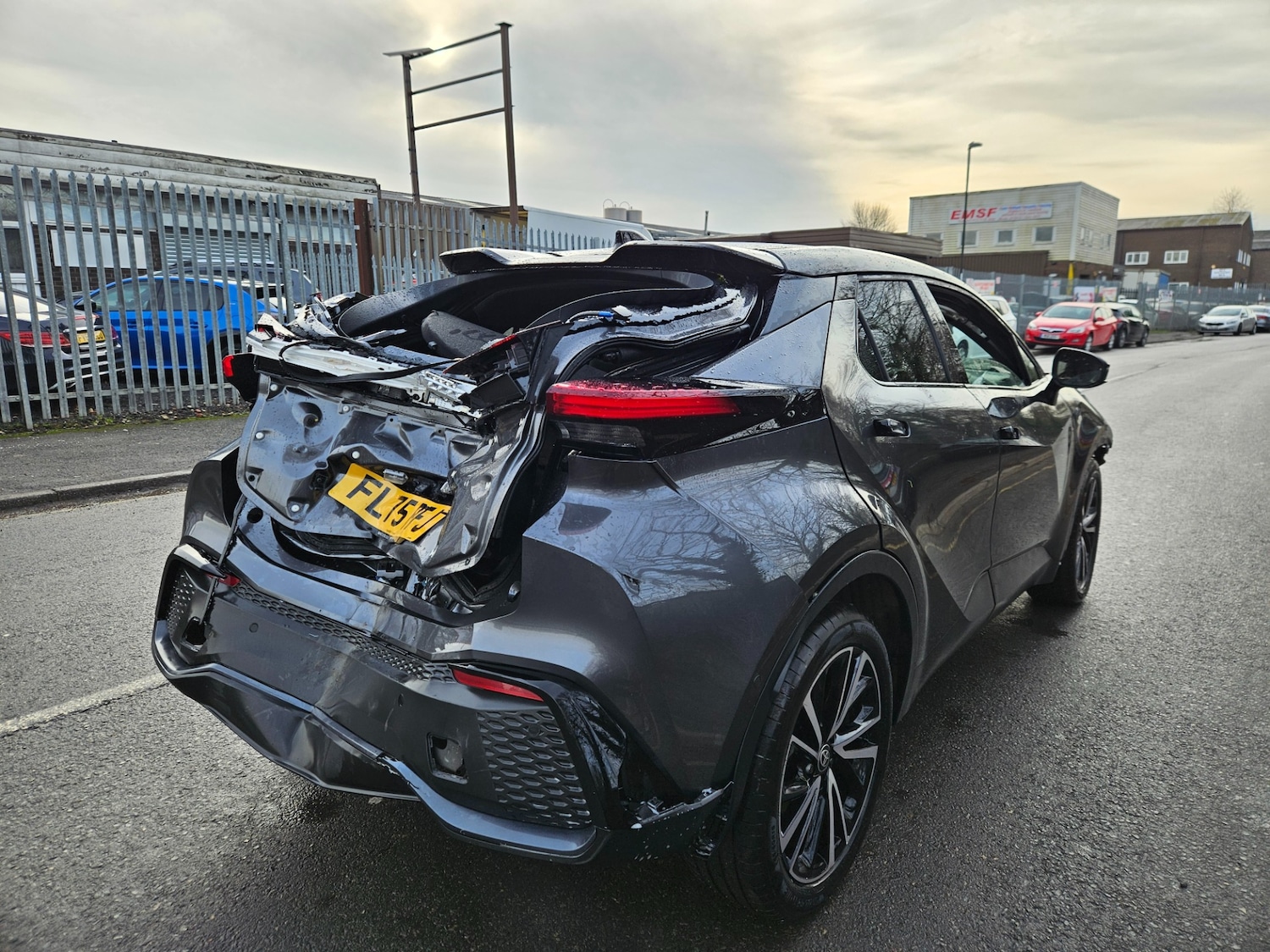 Used Toyota C-HR 2025 for sale - 77196432: Photo 2