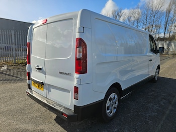 Used Renault Trafic 2023 for sale - 77845522: Photo