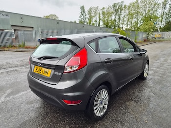 Used Ford Fiesta 2016 for sale - 78578515: Photo