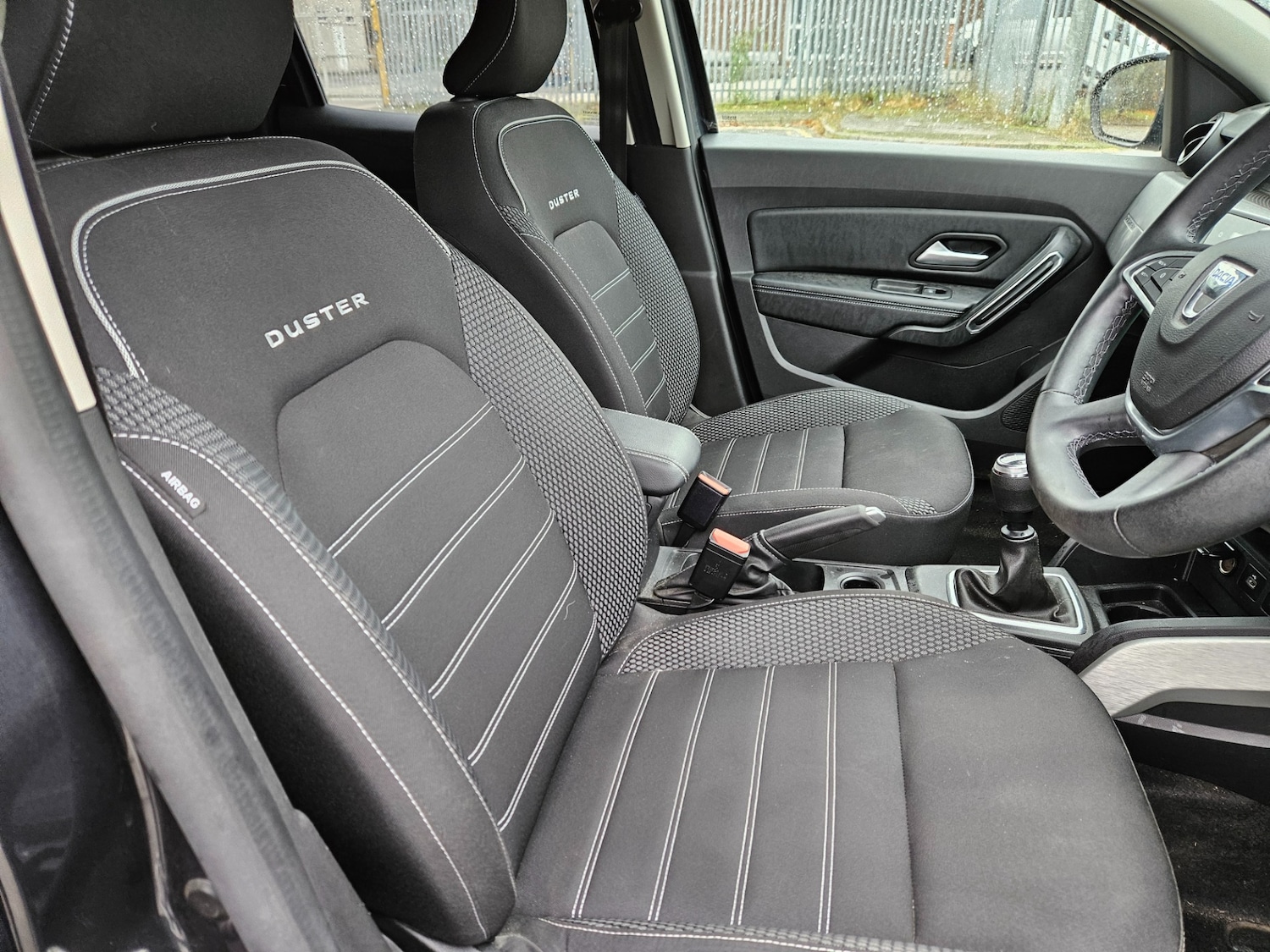 Used Dacia Duster 2022 for sale - 76505174: Photo 2