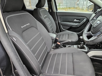 Used Dacia Duster 2022 for sale - 76505174: Photo