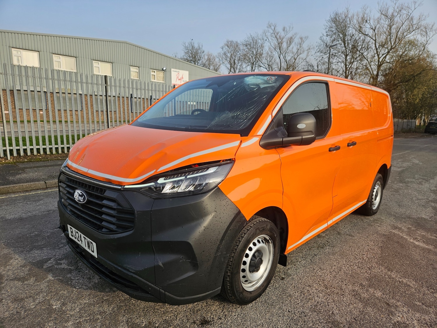 Used Ford Transit Custom 2024 for sale - 77763042: Photo 2