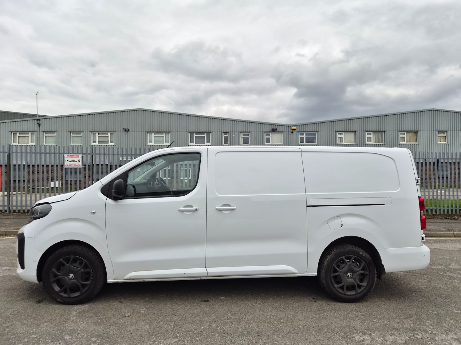 Used Vauxhall Vivaro 2024 for sale - 78094559: Photo 12