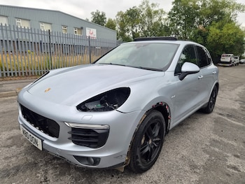 Used Porsche Cayenne 2017 for sale - 79283967: Photo