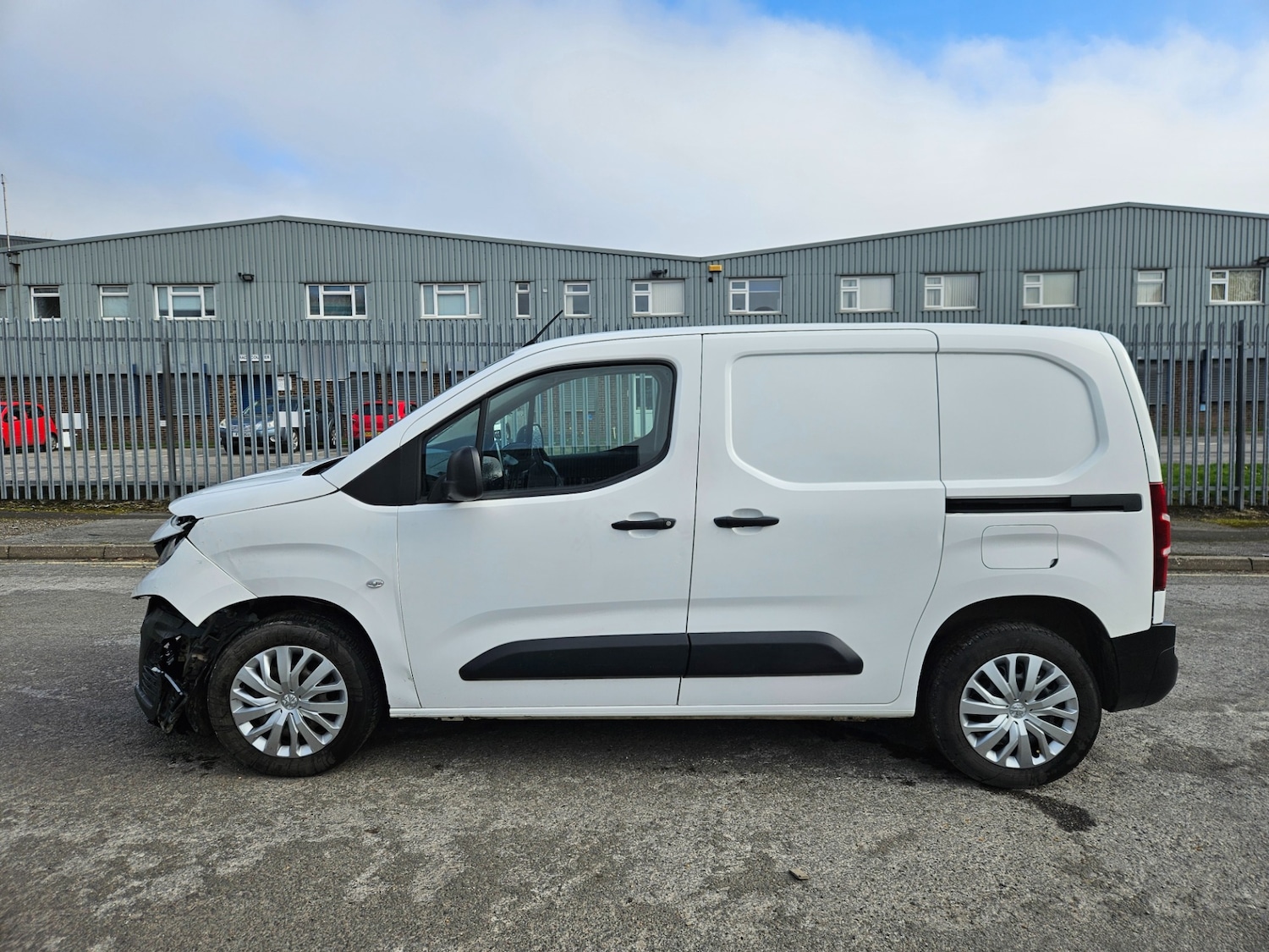 Used Peugeot Partner 2020 for sale - 77746730: Photo 13