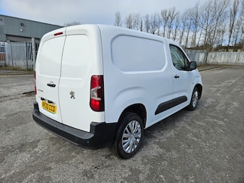 Peugeot Partner feature image