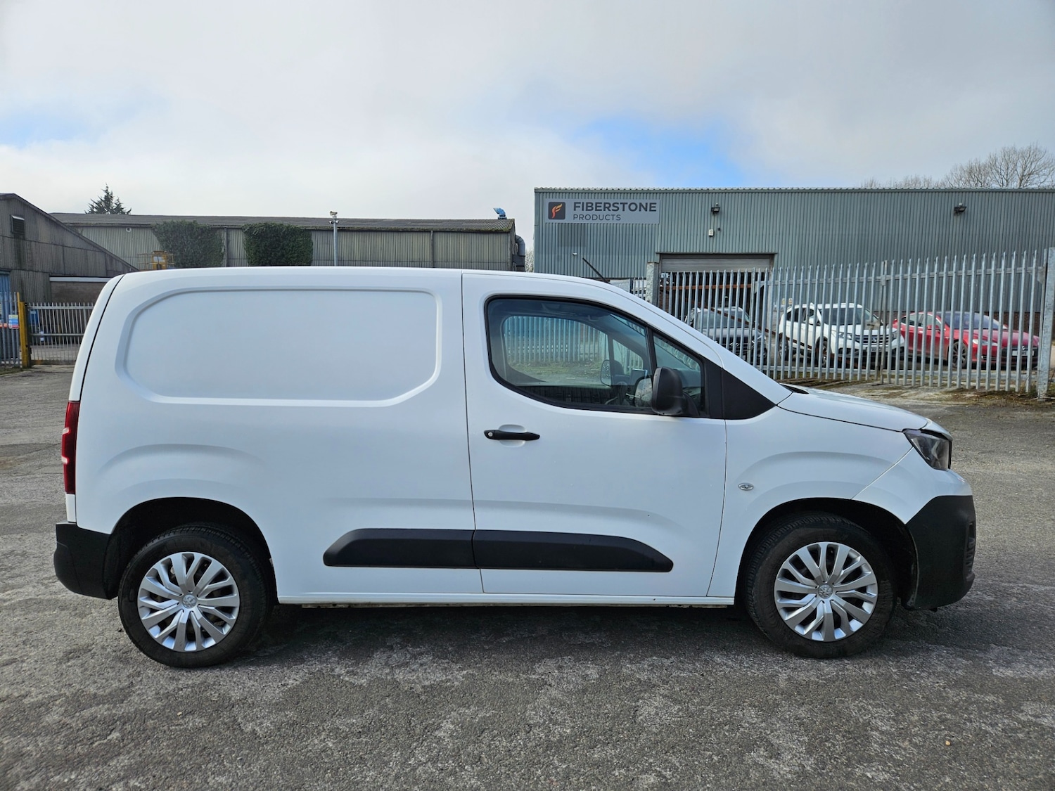 Used Peugeot Partner 2020 for sale - 77746730: Photo 3