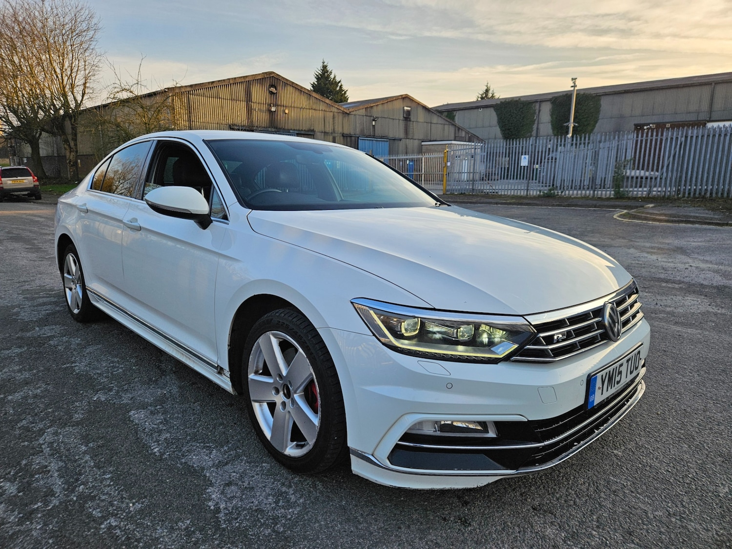 Used Volkswagen Passat 2015 for sale - 77960093: Photo 1