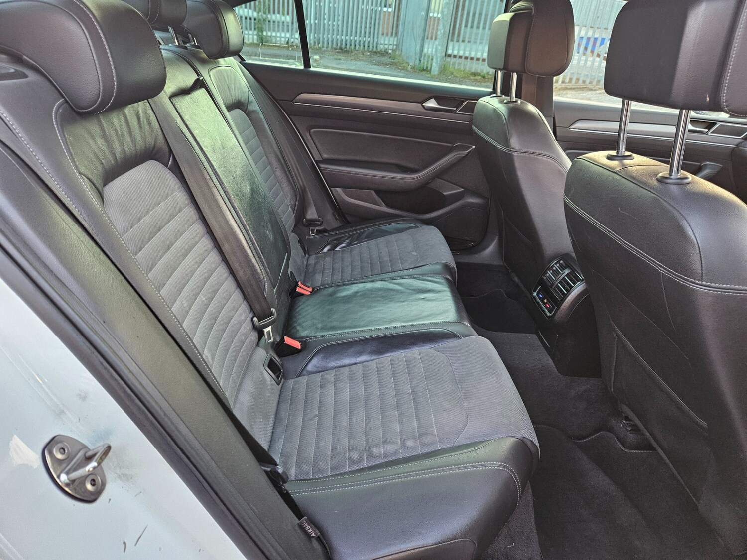 Used Volkswagen Passat 2015 for sale - 77960093: Photo 13