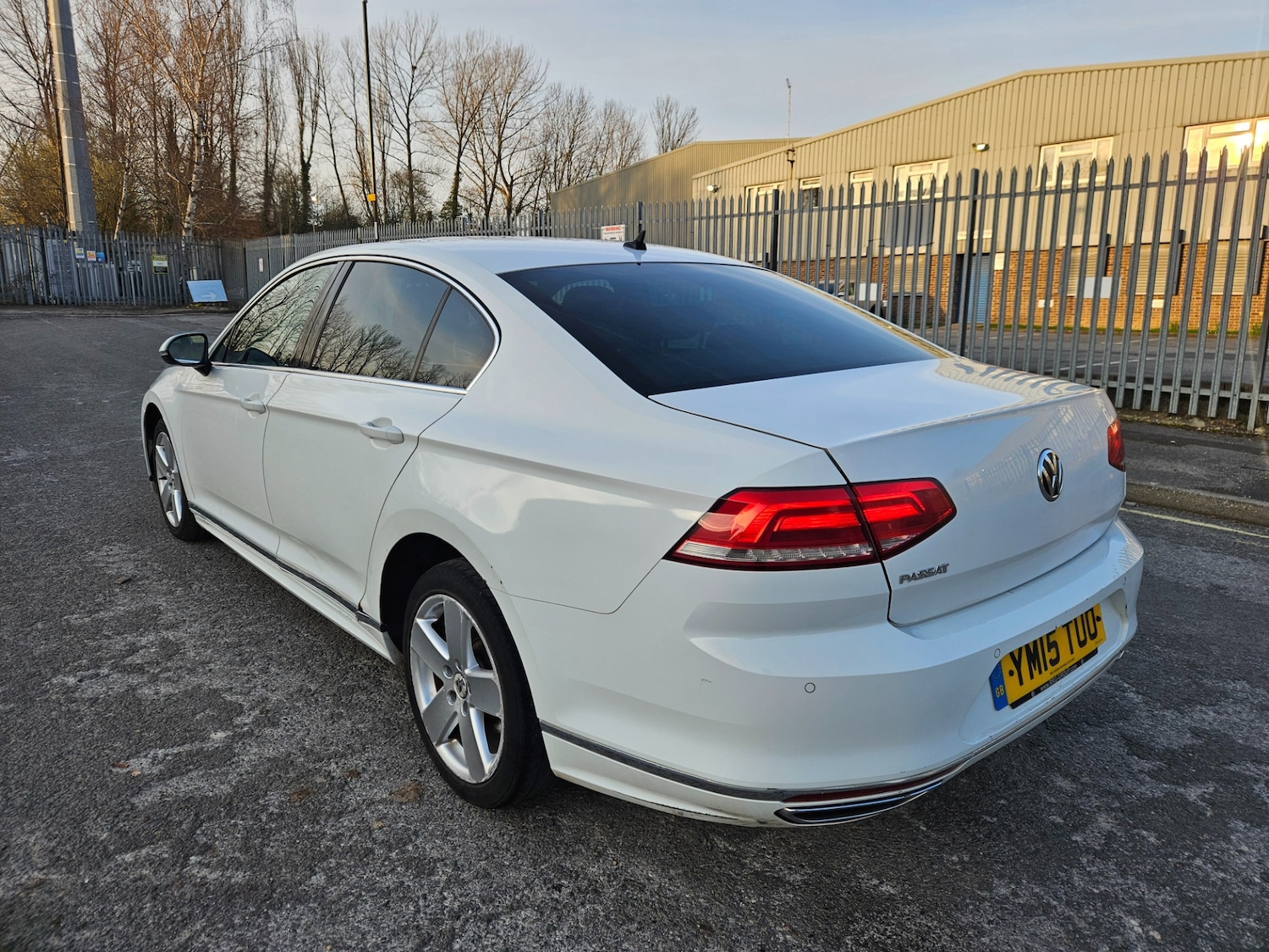 Used Volkswagen Passat 2015 for sale - 77960093: Photo 8