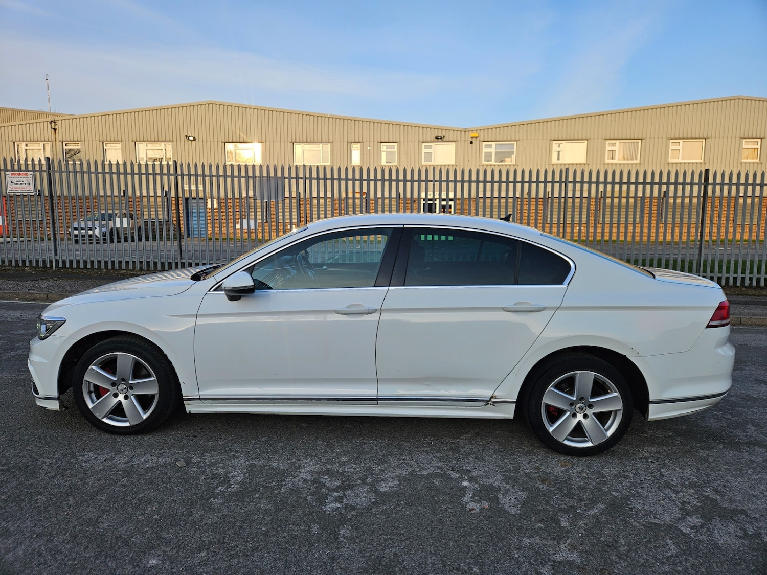 Used Volkswagen Passat 2015 for sale - 77960093: Photo 9