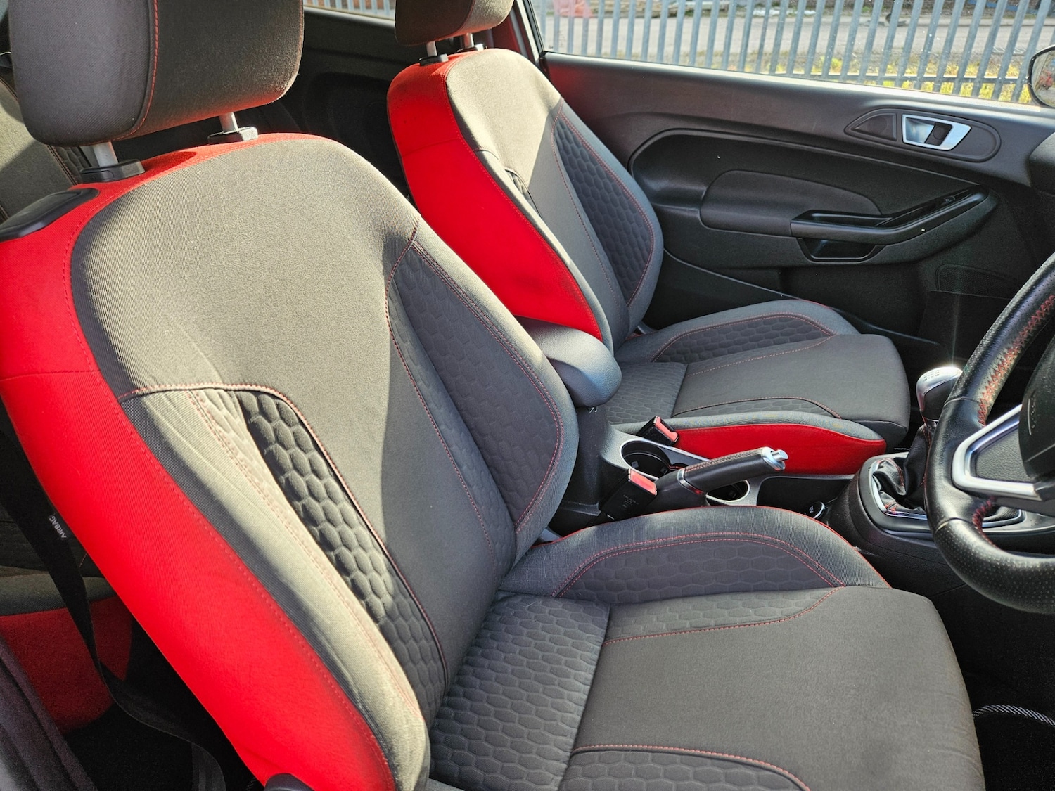 Used Ford Fiesta 2017 for sale - 78042348: Photo 14