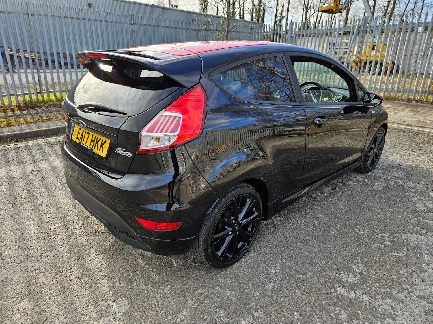 Used Ford Fiesta 2017 for sale - 78042348: Photo 3