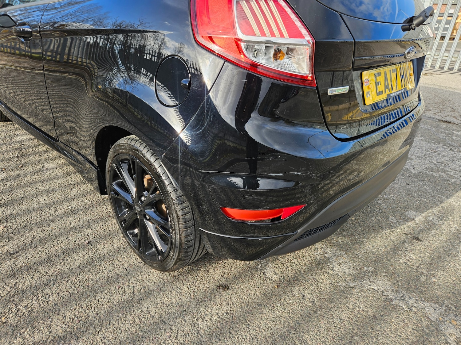 Used Ford Fiesta 2017 for sale - 78042348: Photo 9