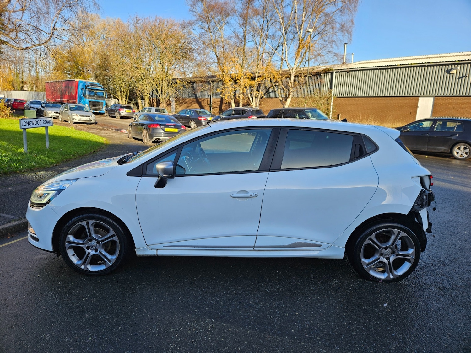 Used Renault Clio 2019 for sale - 76777741: Photo 10