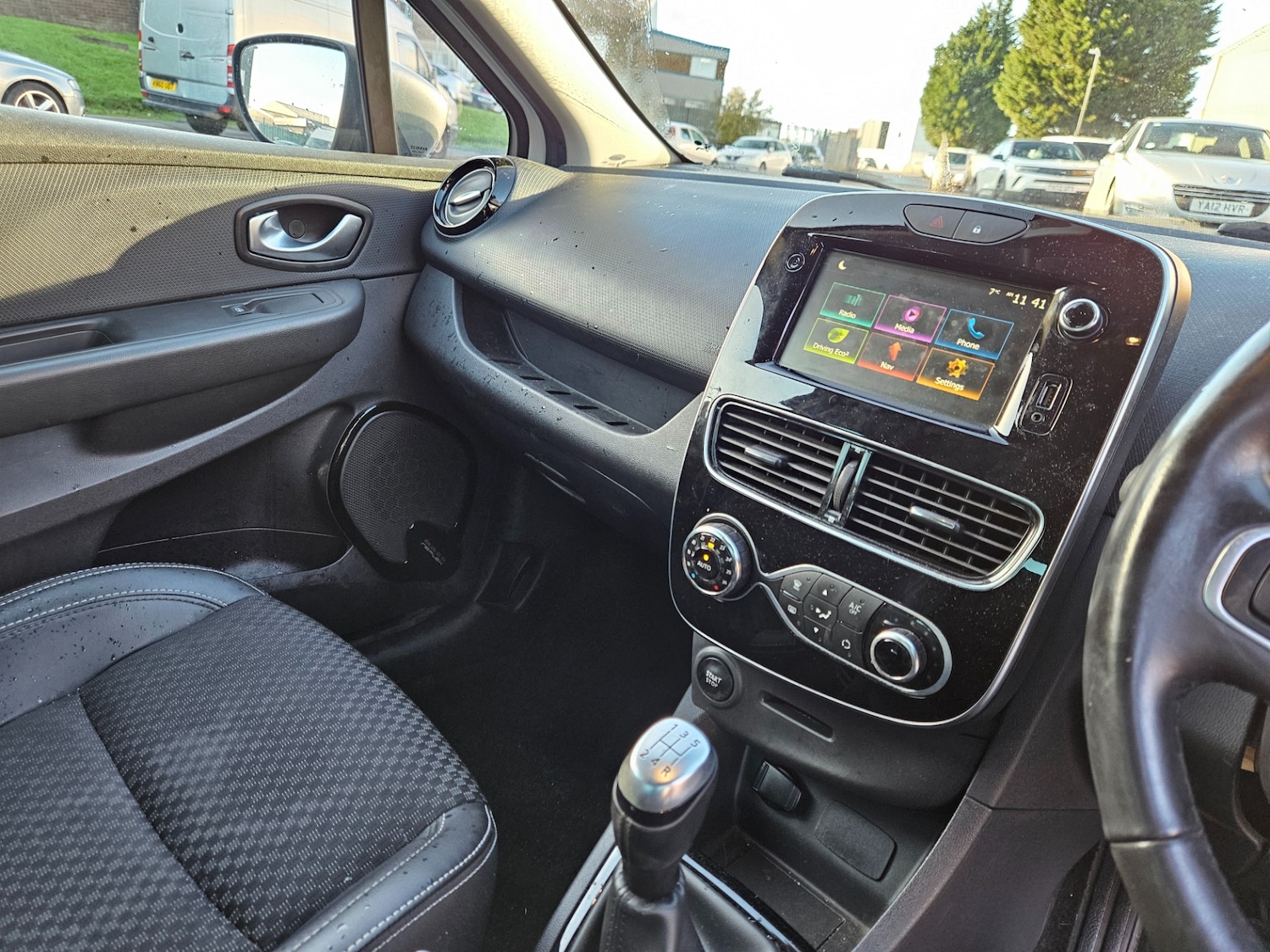 Used Renault Clio 2019 for sale - 76777741: Photo 17