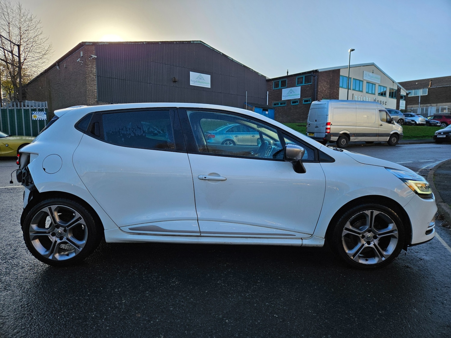 Used Renault Clio 2019 for sale - 76777741: Photo 4