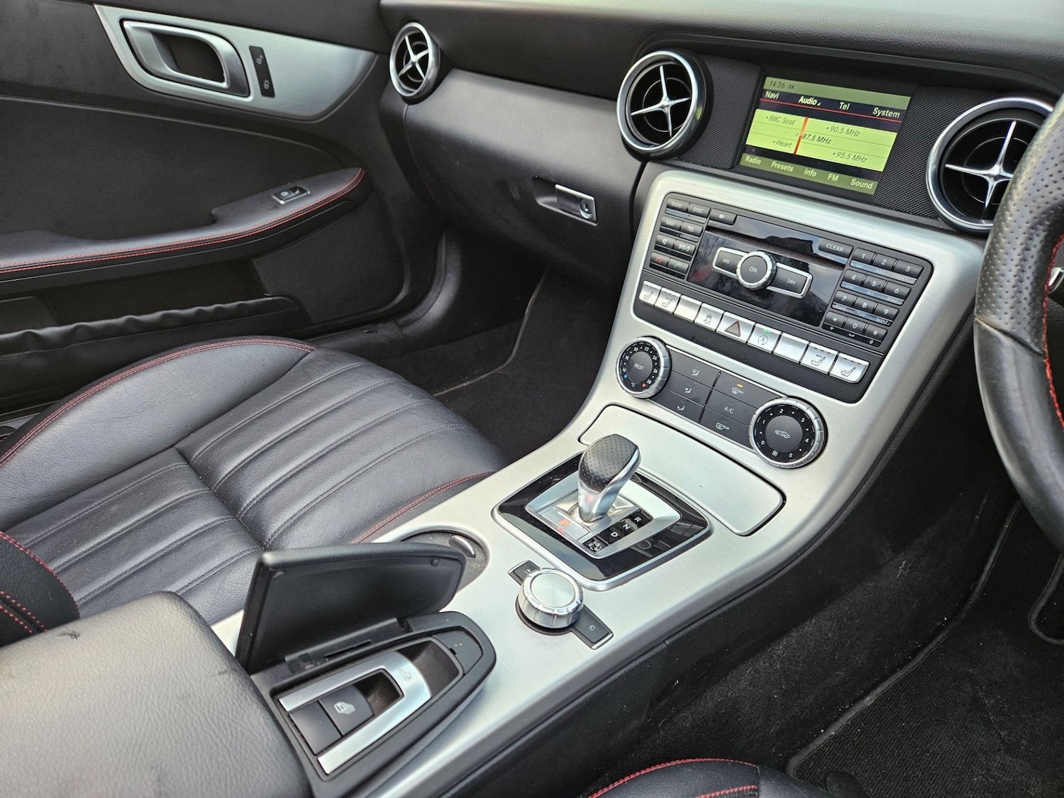 Used Mercedes-Benz SLK 2016 for sale - 76921549: Photo 22